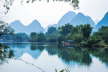 跪求一首喊麦dj歌名.其中中有一句麦词是(东北苹果东北梨.东北小伙招人迷)